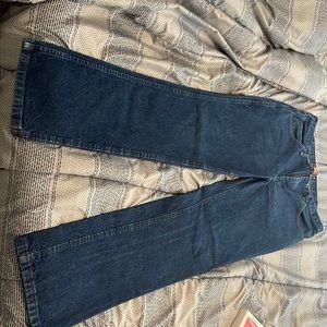 NWOT Wrangler slim fit 34x32 jeans send offer